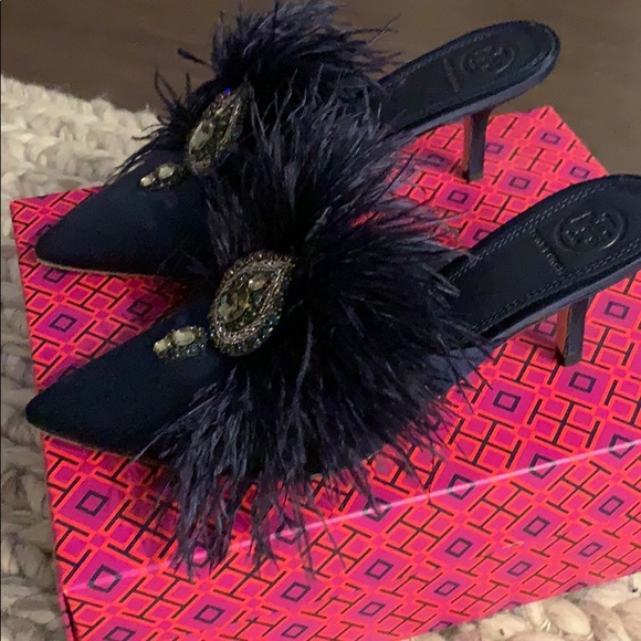 Beautiful Tory Burch mules - Picture 1 of 7